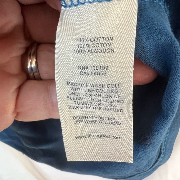 Lot Of 2 Life Is Good Women's Tee Shirts Sz M "Give Love" & "Life Is Good" - Picture 10 of 13